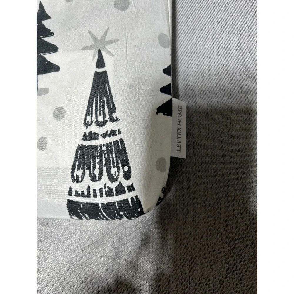 Levtex‎ Home Sheet Set Twin White Black Christmas Tree Holiday Winter Woodland